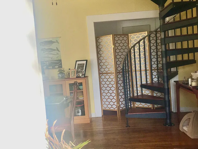 6607 Poplar Ave — Photo 2