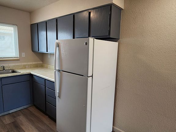 4th image of 1303 N 15th St #1460-1