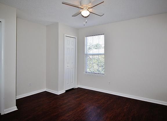 5th image of 4819 Playpen Dr #2