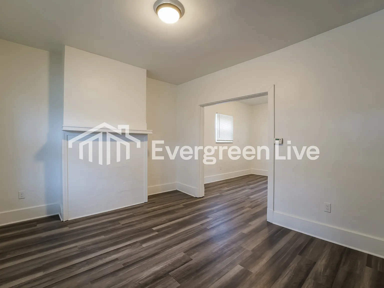 2 bed, 1.0 bath, 1044 sqft, $1,395 — Photo 3