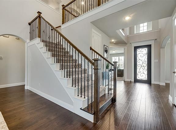 4th image of 6805 Chianti Ct