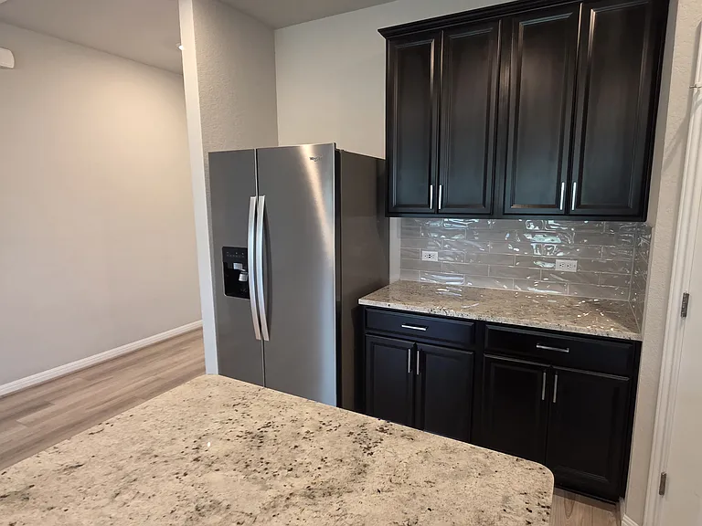 1609 Gerald Ln — Photo 7