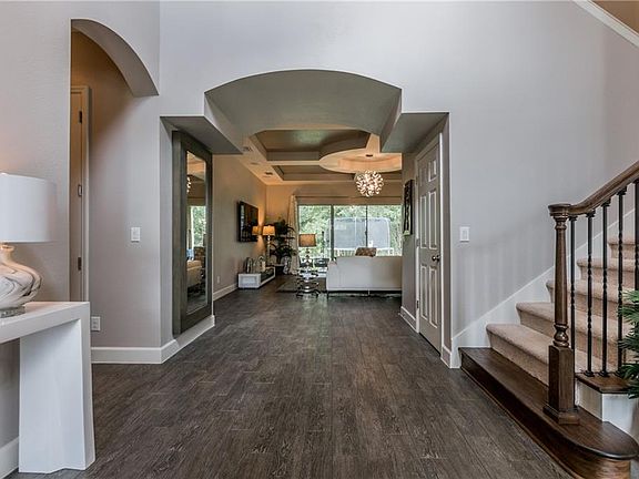 2nd image of 8891 Bella Vita Cir