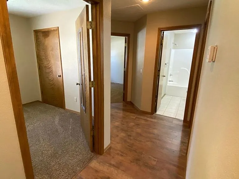 984 W Bates Dr — Photo 18