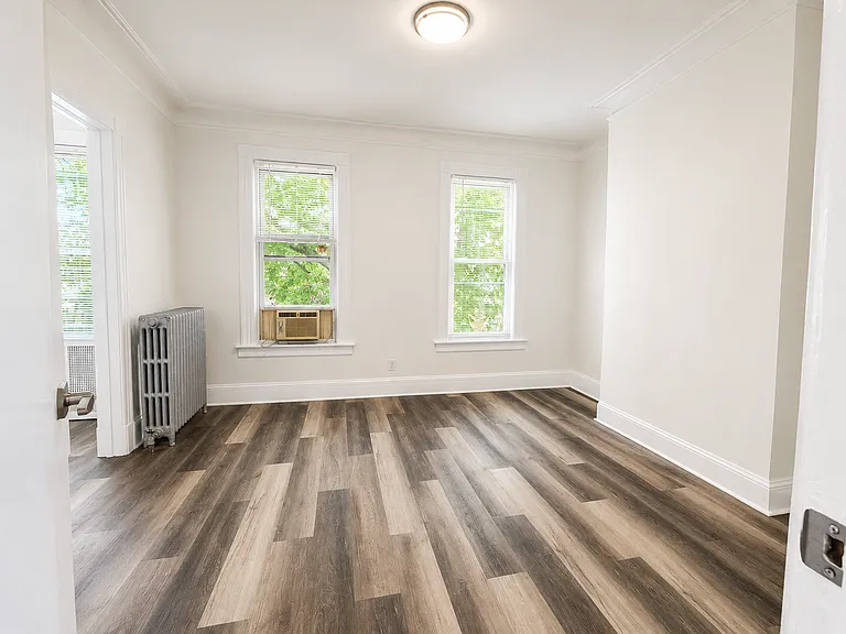 23-62 37th St #2R — Photo 6