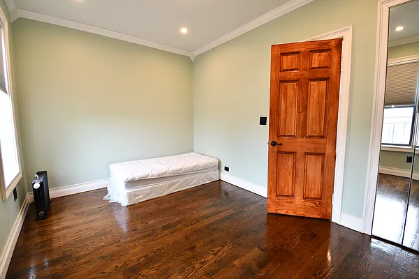 Rented by Corcoran | media 12