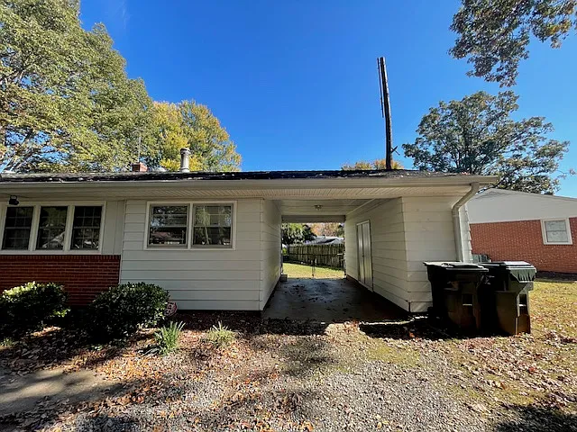 3 bed, 1535 sqft, $1,700 — Photo 2