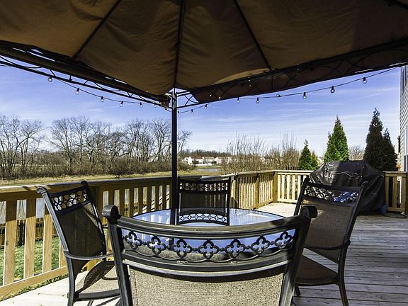 4th image of 1083 Drayson Dr