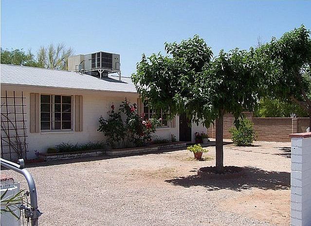 1st image of 420 E Jacinto St