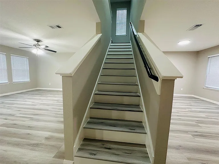3514 Benjamin Franklin Ln — Photo 7
