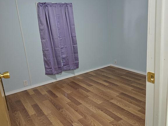 4th image of 1319 W Gourley Pike
