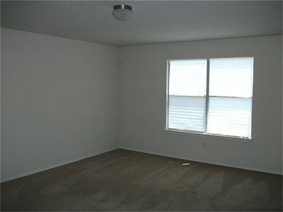 3rd image of 15018 Loys Coves Ct