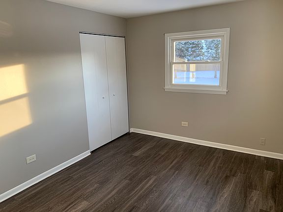 5th image of 9709 Lorraine Dr APT 6
