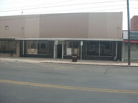 2nd image of 25 W Twohig Ave