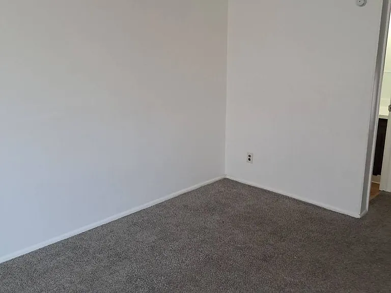 8836 N 95th St — Photo 19