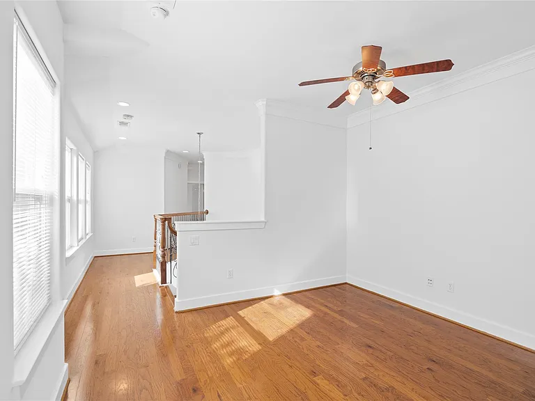 3006 McCulloch Cir — Photo 18