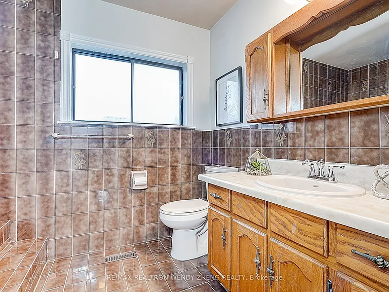60 Birch Ave — Photo 18