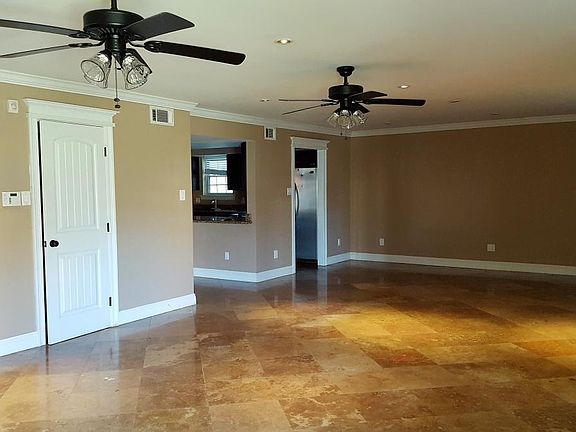 3rd image of 6737 Catina St