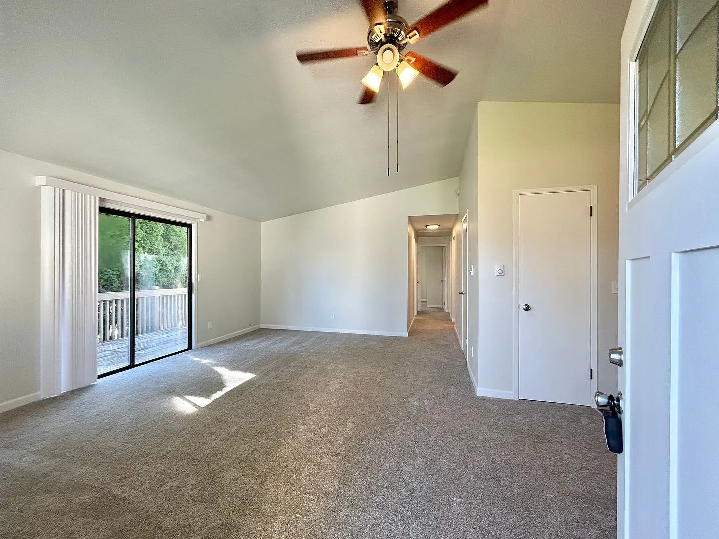 Freshly Updated 3 Bedroom Home with Garage, Fenced Yard & Spacious Balcony! — Photo 3