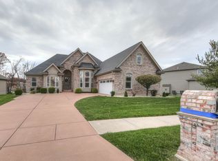 20 Hawthorne Ct, O Fallon, MO 63366