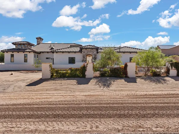 5708 Rio Oso Rd NE, Rio Rancho, NM 87144