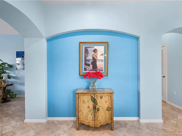 691 SW Glen Crest Way — Photo 30