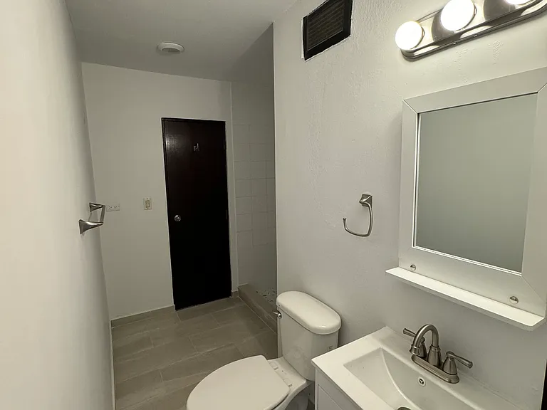 1373 Luchetti #901 — Photo 12