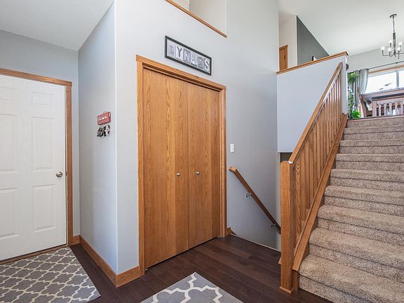 5th image of 1123 38th Ave S
