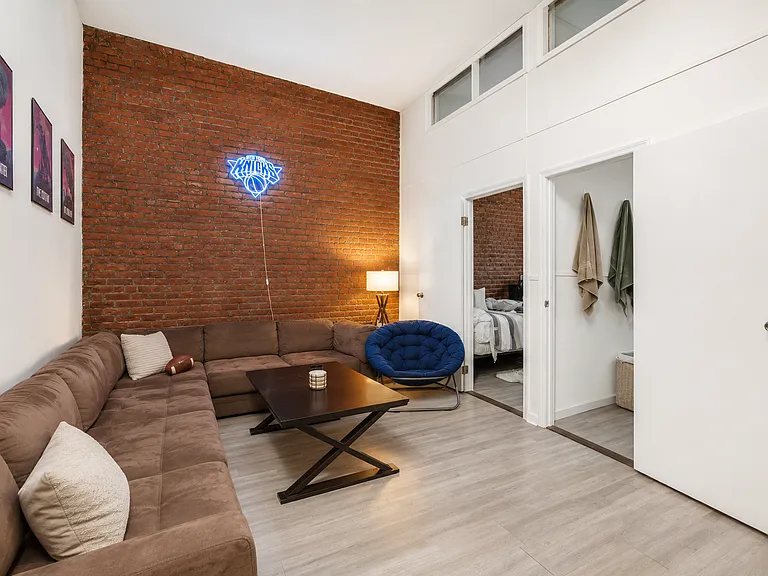 257 Water St #4C — Photo 2
