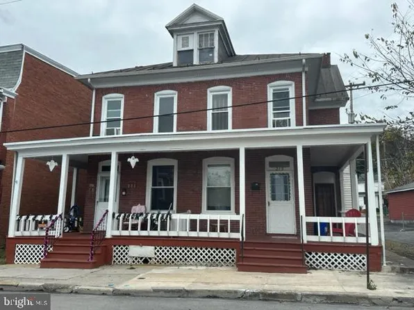 215-217 W 5th St, Lewistown, PA 17044
