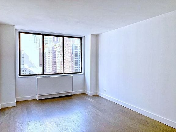 5th image of 200 E 33rd St APT 12F
