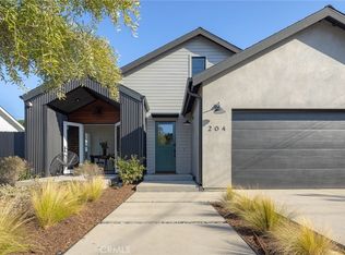 264 E 20th St, Costa Mesa, CA 92627