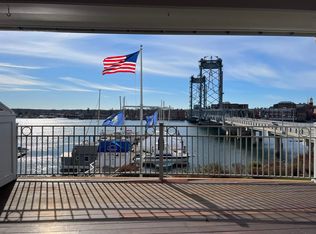 4 Island Ave, Kittery, ME 03904