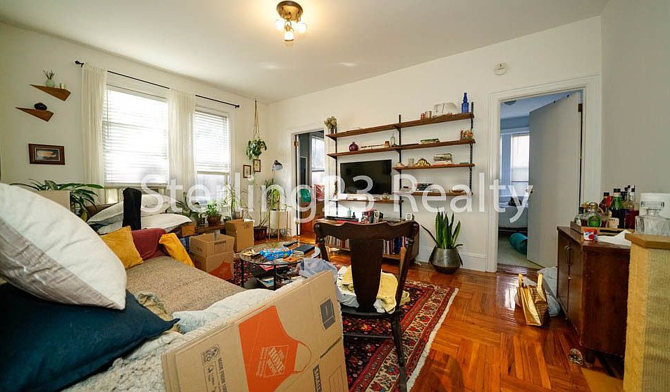 1st image of 2601 24th Ave APT 1B