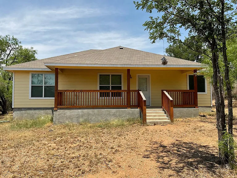 117 N Pass — Photo 12