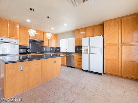 4th image of 8390 Abita Cir