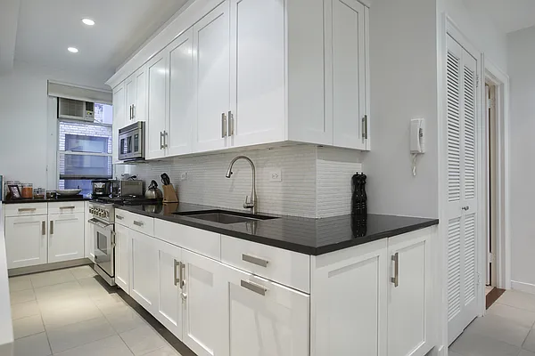 Sold by Stribling | media 15