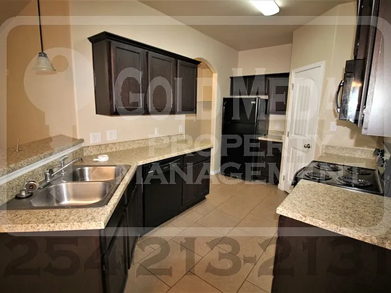 4505 Cambridge Dr — Photo 7
