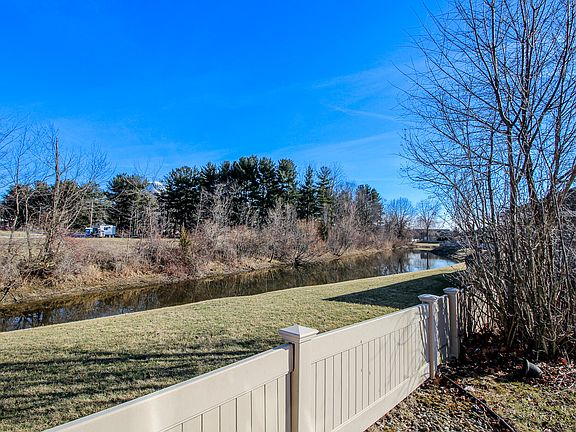 2nd image of 1281 Medlee Dr