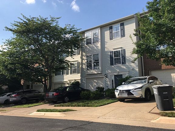 2nd image of 14142 Darkwood Cir
