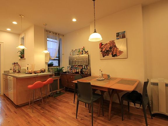 3rd image of 193 7th Ave APT 4L