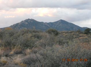17670 S Juniper Dr, Peeples Valley, AZ 86332