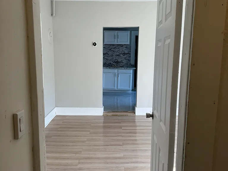59 King St #2 — Photo 10