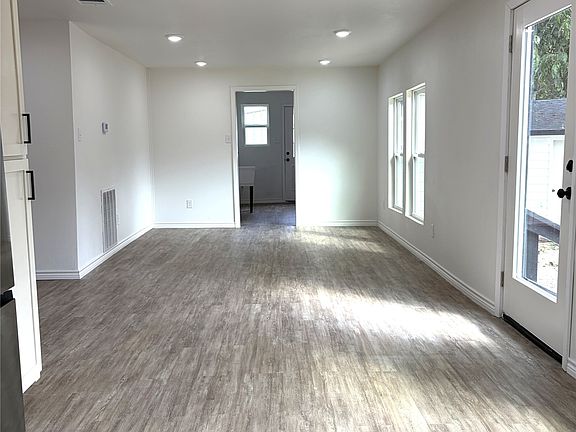 5th image of 600 Scurlock St