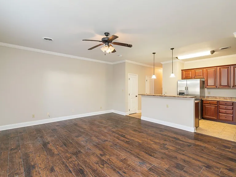 4808 Fountain View Way #H — Photo 8