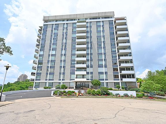 2nd image of 2401 Ingleside Ave Unit 1D