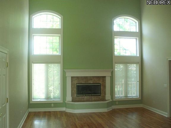 2nd image of 7640 Oak Meadow Dr