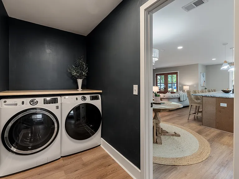 1602 Juniper St — Photo 29