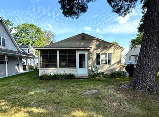 3216 Elnor Dr, Gladwin, MI 48624