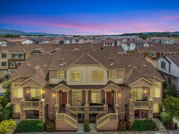 159 Sapphire Ln
